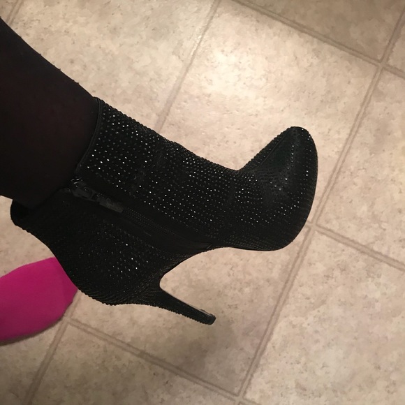 Report Signature Clarkson - Black - Picture 4 of 6